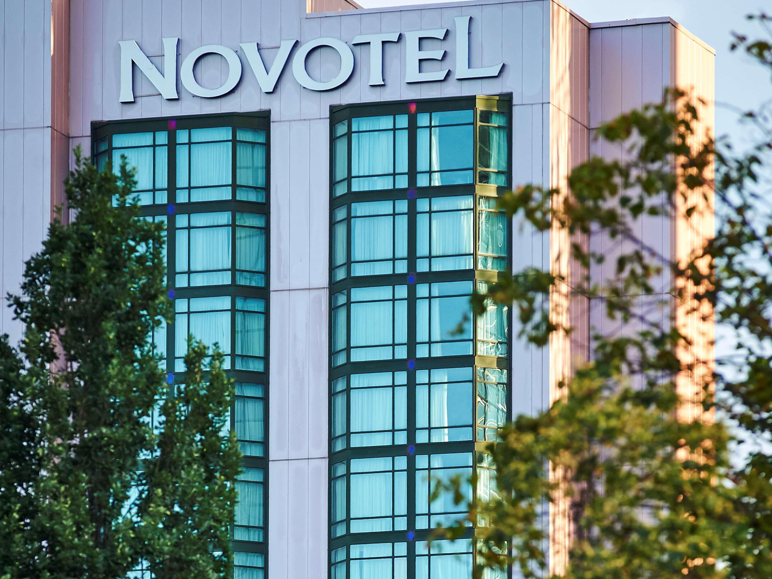 Novotel Toronto North York Buitenkant foto